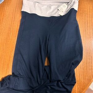Hollister Navy Leggings with Light Gray Fold-Over Waistband